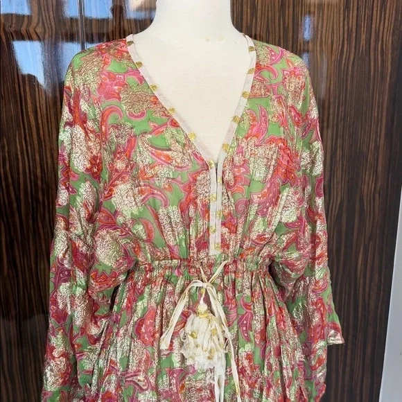 Floral V-Neck Mini Dress - Picture 2 of 9